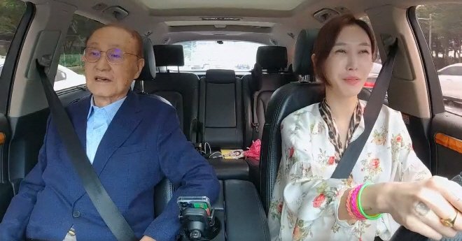 윤일봉(왼쪽)과 딸 윤혜진 / 사진 출처=JTBC 캡처