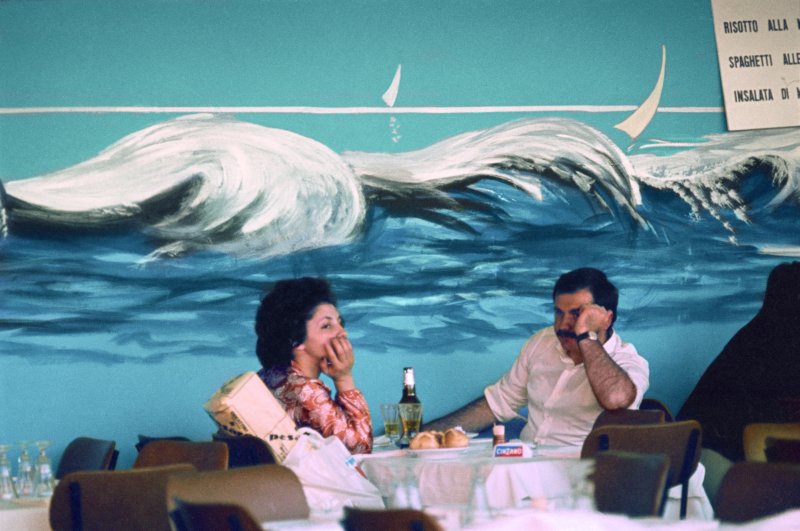 Bologna, f11, 1125, Natural Light series, 1973, C-print, 23.8×34.8cm, © Heirs of Luigi Ghirri *재판매 및 DB 금지