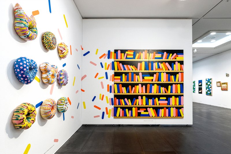 신세계백화점은 전국 주요 점포에서 예술과 감성을 담은 연말 전시를 개최한다(신세계백화점제공)