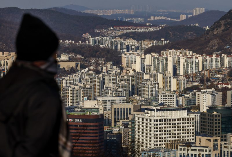서울 중구 남산에서 바라본 아파트 단지 모습. 뉴시스 자료사진.