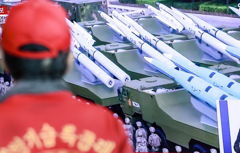 [서울=뉴시스] 정병혁 기자 = 지난 9월3일 중국이 전승절 군사 퍼레이드에서 선보인 극초음속 미사일. 미군항공모함을 겨냥하는 무기다. jhope@newsis.com 2025.12.9.