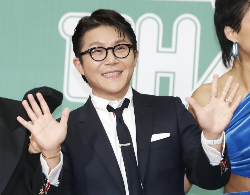 '조폭 연루 의혹 부인' 조세호, '유퀴즈'·'1박' 하차…방송가 비상등 [N이슈]