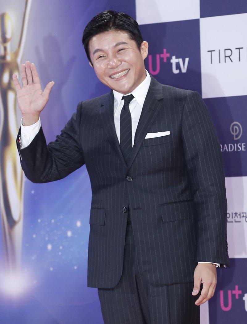 '방송 하차' 조세호, 직접 사과…"모든 인연 성숙하게 대처 못했다"