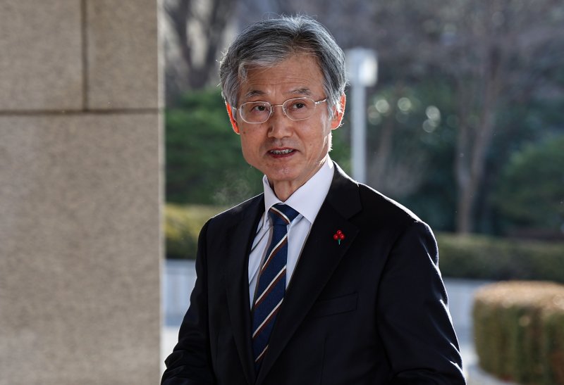 조희대 대법원장이 9일 오전 서울 서초구 대법원으로 출근하고 있다. 2025.12.9/뉴스1 ⓒ News1 김도우 기자