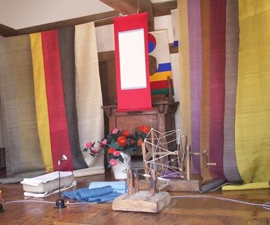 전흥자 작가의 천연염색 작품.(양양군 제공, 재판매 및 DB 금지) 2025.12.9/뉴스1