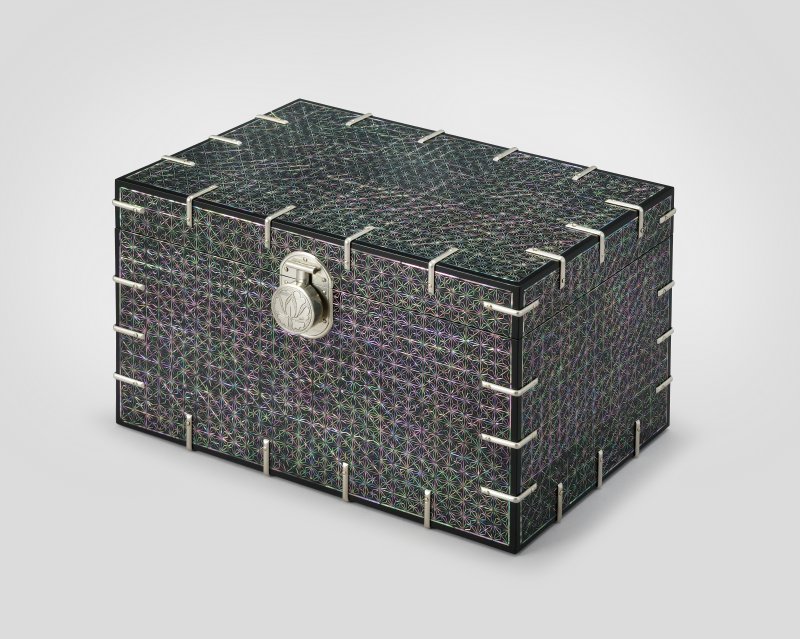 정기환 작가의 '나전 국화문 보석함'(국가유산청 제공)