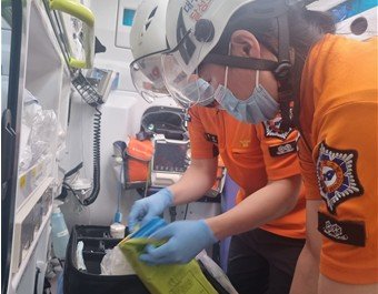 [대구=뉴시스] 119구급대 활동 모습이다. 뉴시스DB. 2025.12.09 photo@newsis.com *재판매 및 DB 금지