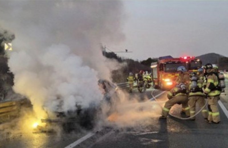 화재 현장. (경기도소방재난본부 제공. 재판매 및 DB 금지) 2025.12.9/뉴스1