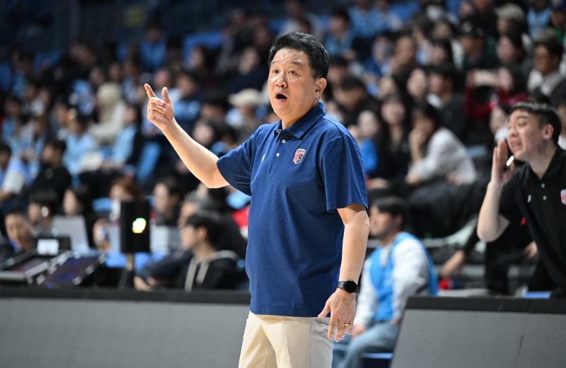 [서울=뉴시스] 유도훈 안양 정관장 감독. (사진 = KBL 제공) *재판매 및 DB 금지