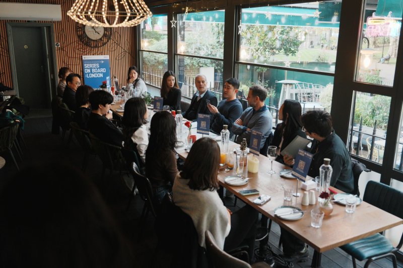 2025 시리즈 온 보드: 런던