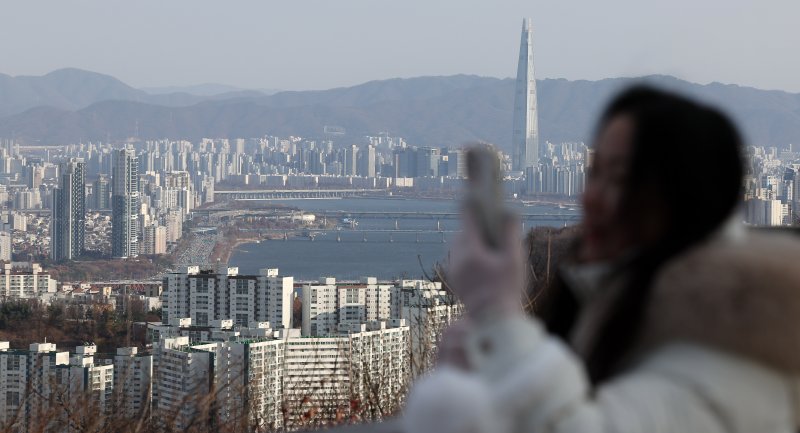 서울 남산에서 바라본 아파트 단지 모습. 2025.12.2/뉴스1 ⓒ News1 박지혜 기자