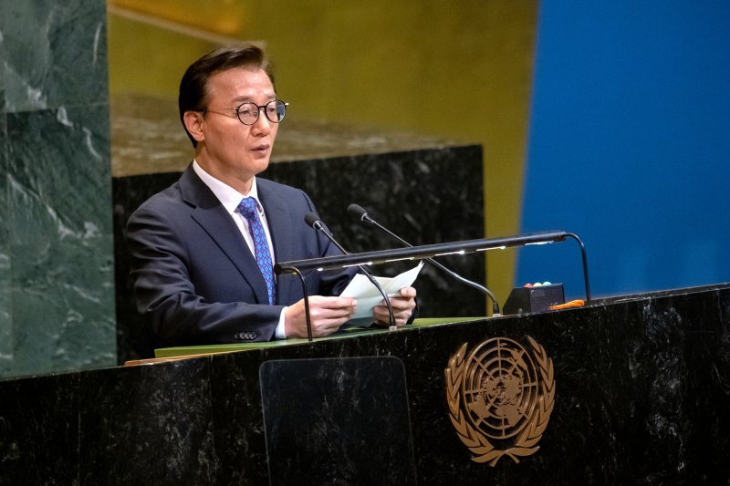 전재수 해양수산부 장관이 미국 뉴욕에서 열린 UN 총회에서 결의안을 설명하고 있다. (사진=해양수산부 제공) *재판매 및 DB 금지