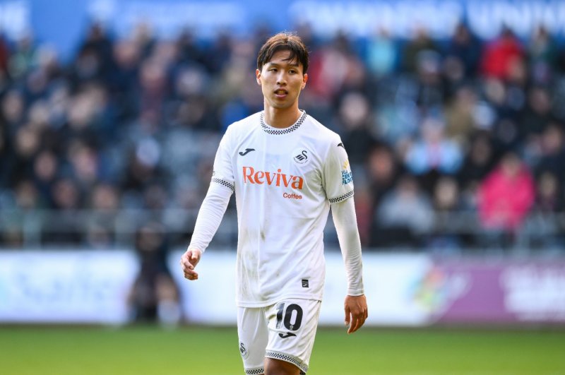 [서울=뉴시스] 잉글랜드 프로축구 챔피언십(2부 리그) 스완지 시티의 엄지성. (사진=스완지 시티 홈페이지 캡처) 2025.10.26. photo@newsis.com *재판매 및 DB 금지