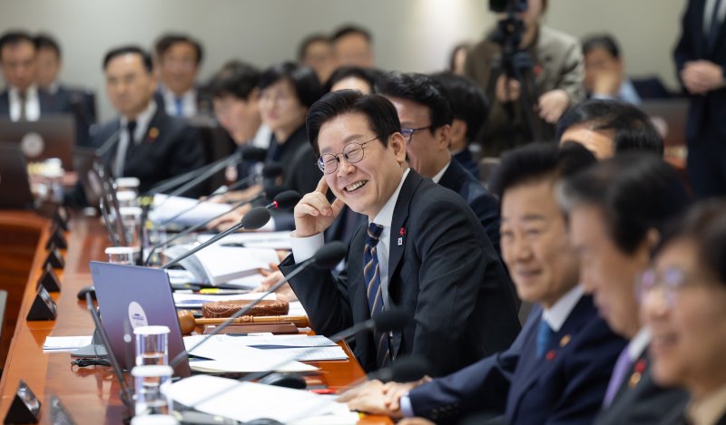 이재명 대통령이 9일 서울 용산 대통령실 청사에서 열린 국무회의를 주재하고 있다. (대통령실 제공. 재판매 및 DB 금지) 2025.12.9/뉴스1 ⓒ News1 허경 기자