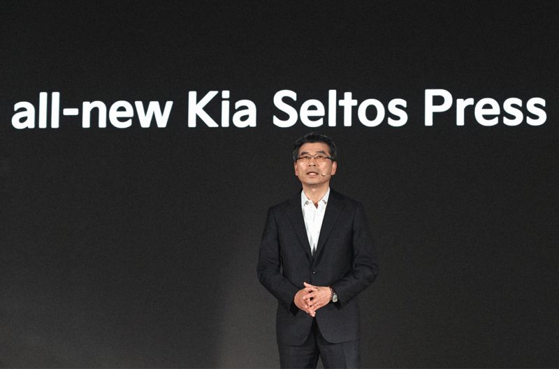 송호성 기아 사장이 9일 열린 '디 올 뉴 셀토스 온라인 미디어 컨퍼런스'에서 발표하는 모습. 기아 제공.