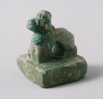 [서울=뉴시스]고 이건희 회장 기증 ‘진솔선예백장(晋率善穢佰長)’명 청동인장 (사진=국립중앙박물관 제공) 2025.12.10. photo@newsis.com *재판매 및 DB 금지