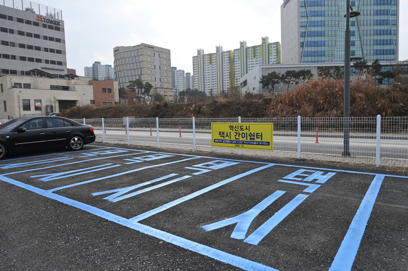 강원 원주시와 삼산병원이 10일 강원혁신도시에 위치한 삼산병원에 '혁신도시 택시 간이 쉼터'를 마련했다. (원주시 제공. 재판매 및 DB금지) 2025.12.10/뉴스1