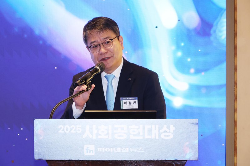 "상생금융으로 소상공인·청년 도우며 함께 성장" [2025 사회공헌대상]