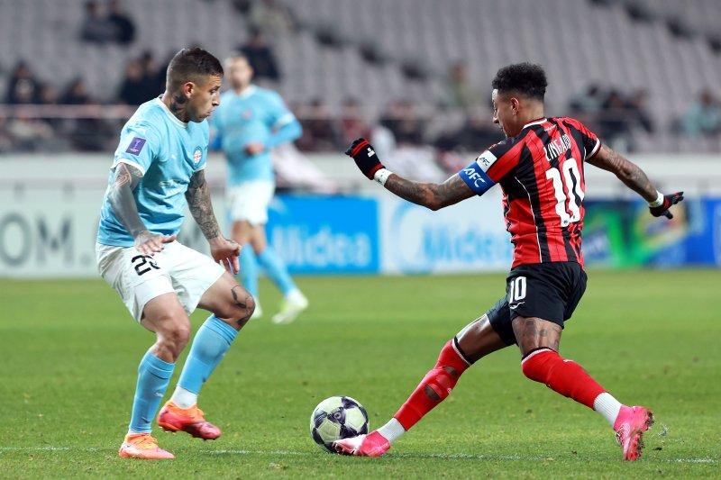 10일 서울 마포구 월드컵로 서울월드컵경기장에서 열린 2025~2026시즌 아시아축구연맹(AFC) 챔피언스리그 엘리트(ACLE) 리그 스테이지 6차전 FC서울과 멜버른 시티 경기에서 FC서울 린가드가 돌파를 시도하고 있다. 2025.12.10/뉴스1 ⓒ News1 이호윤 기자