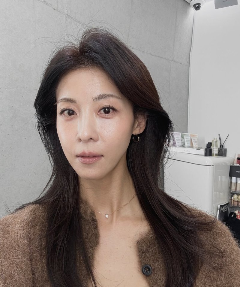 [서울=뉴시스] 배우 하지원. (사진=하지원 인스타그램 캡처) 2025.10.24. photo@newsis.com *재판매 및 DB 금지