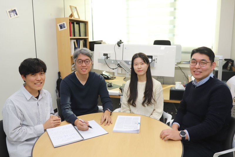 한국생명공학연구원 바이오나노연구센터 공동연구팀(생명연 제공) /뉴스1