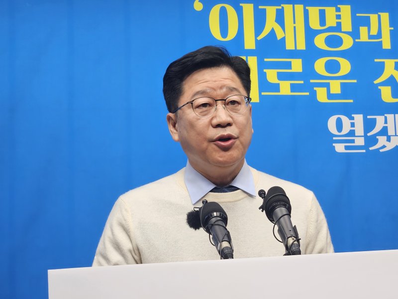 11일 안호영 국회의원이 전북도의회 브리핑룸에서 기자회견을 갖고 있다.2025.12.11/뉴스1