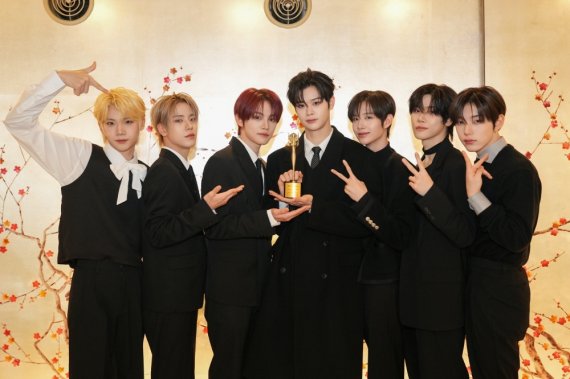 '대한민국문화연예대상' 클유아, K-POP상 수상…"팬들에 감사"