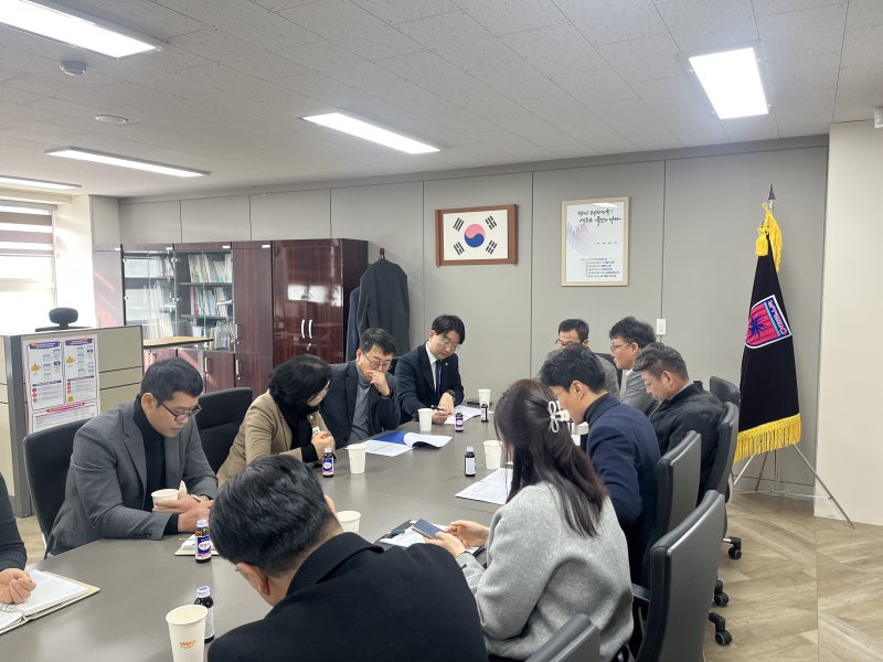천안 불당중학교에서 진행된 간담회 모습.(구형서 도의원 제공. 재판매 및 DB금지)/뉴스1