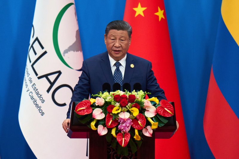 [베이징=AP/뉴시스] 시진핑 중국 국가주석이 5월 13일 중국 베이징 국가회의센터에서 열린 중국-라틴아메리카∙카리브해 국가공동체(China-CELAC) 포럼 제4차 장관급 회의 개막식 개회사를 하고 있다. 2025.12.11.