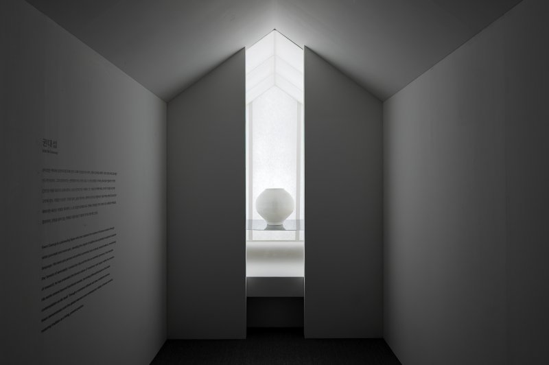 '2025 공예트렌드페어'가 11일부터 14일까지 서울 강남구 코엑스에서 진행된다 사진은 기획관 '더 마스터'에서 선보이는 권대섭 작가의 작품. (사진=문화체육관광부 제공) *재판매 및 DB 금지