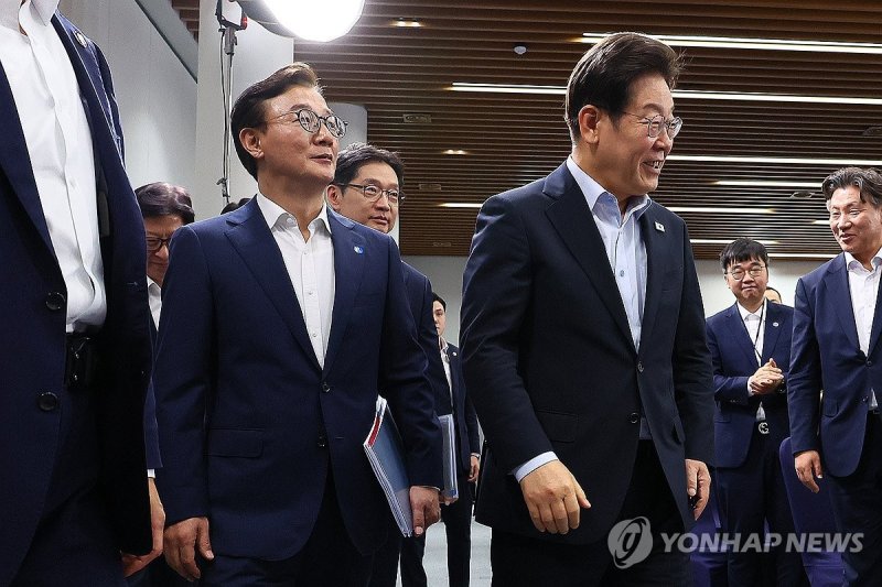 이재명 대통령, 부산 시민과 간담회 (출처=연합뉴스)