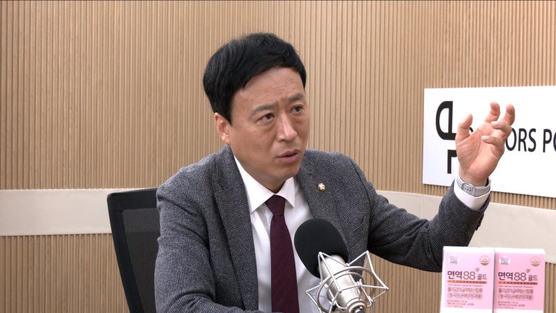 정성국 국민의힘 의원이 11일 뉴스1TV '팩트앤뷰'에 출연해 질문에 답하고 있다.(뉴스1TV '팩트앤뷰' 캡처)