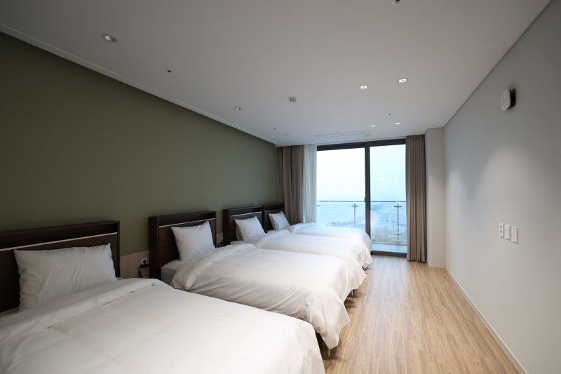 [화성=뉴시스]화성서해마루 유스호스텔 객실..(사진=화성시 제공)2025.12.11.photo@newsis.com *재판매 및 DB 금지