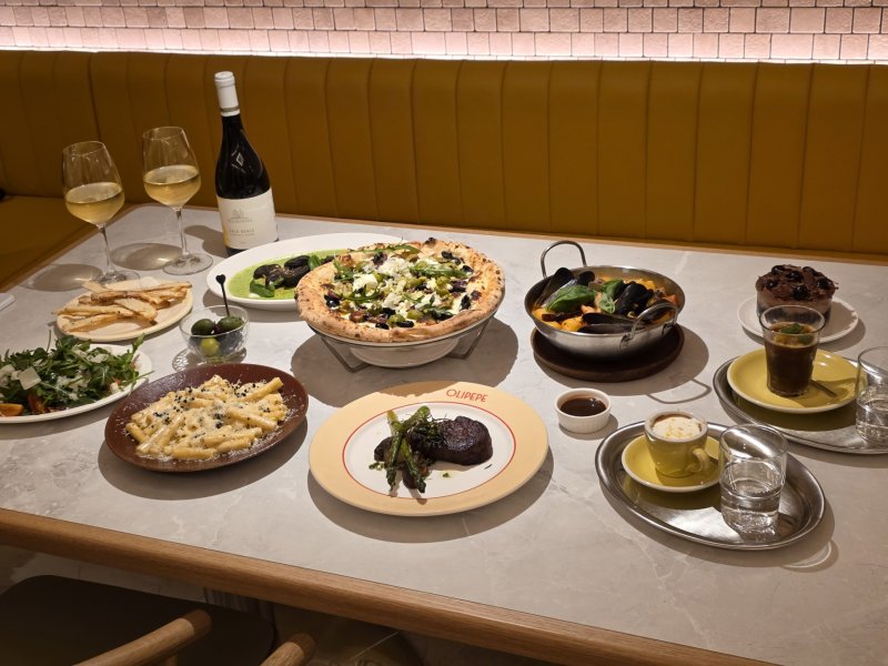 CJ푸드빌이 11일 새 외식 브랜드 올리페페를 오픈했다. ⓒ News1 이형진 기자