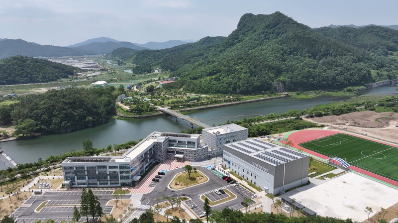 [서울=뉴시스] 11일 전남 장흥에 문을 연 대한민국체육인재개발원. (사진 = 대한체육회 제공) *재판매 및 DB 금지