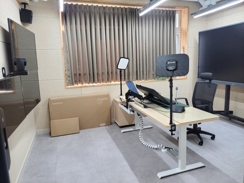 [수원=뉴시스] 경기이음온학교 스튜디오. (사진=수원교육지원청 제공) 2025.12.11. photo@newsis.com *재판매 및 DB 금지