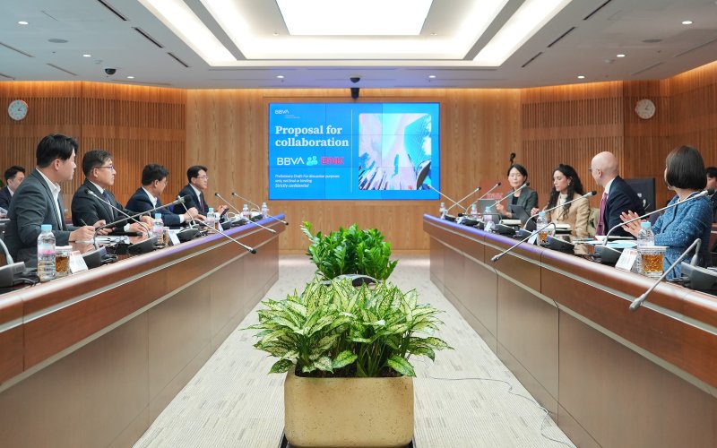 BNK금융그룹은 스페인 BBVA은행과 글로벌 금융 협력 확대를 위한 실무 회의를 진행했다고 밝혔다. (BNK금융그룹 제공. 재판매 및 DB 금지)