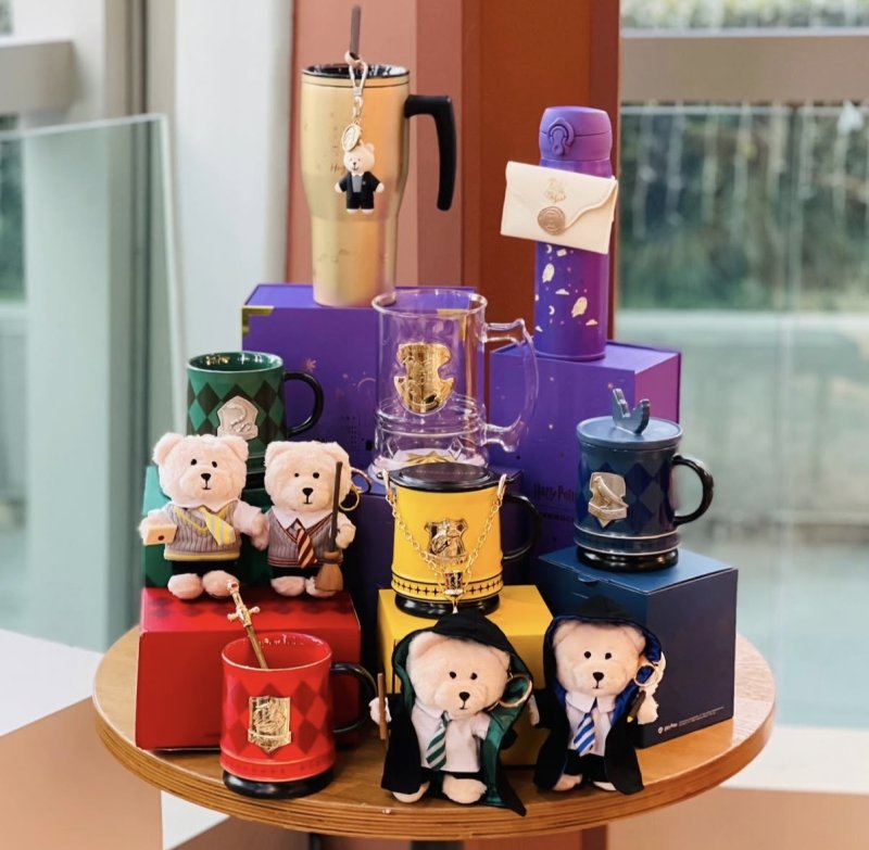 [뉴시스] 스타벅스 차이나(Starbucks China) 한정판 굿즈 세트. (사진=인스타그램 캡처) *재판매 및 DB 금지