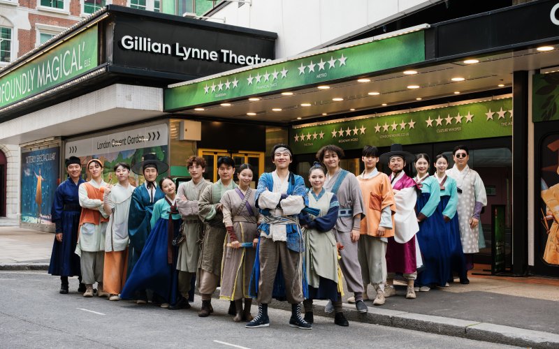 K-뮤지컬 '스웨그에이지 외쳐,조선!'