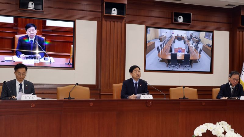 구윤철 경제부총리 겸 기획재정부 장관이 12일 서울 종로구 정부서울청사에서 열린 대외경제장관회의에서 발언하고 있다. 사진=서동일 기자