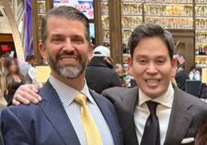 도널드 트럼프 미국 대통령의 장남 트럼프 주니어(사진 왼쪽)는 정용진 신세계그룹 회장의 초청으로 지난달 29일 1박2일 일정으로 방한했다. (신세계그룹 제공)