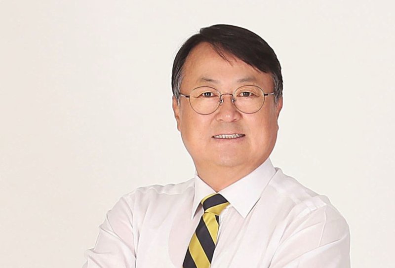 남중웅 교통대 제13대 교수회장 *재판매 및 DB 금지