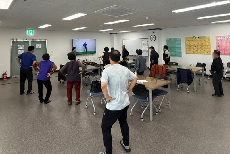 [청주=뉴시스] 청주시 농아인주간보호센터 활동 모습. photo@newsis.com *재판매 및 DB 금지