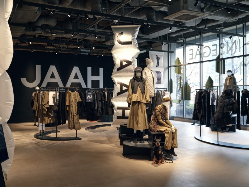 [서울=뉴시스] 여성복 브랜드 자아 하우스오브 신세계 청담 팝업. (사진=신세계인터내셔날 제공) *재판매 및 DB 금지