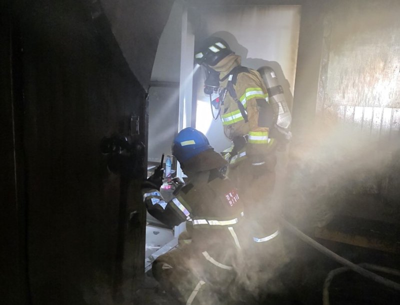 영주시 풍기읍 단독주택 화재 (사진=경북소방본부 제공) *재판매 및 DB 금지