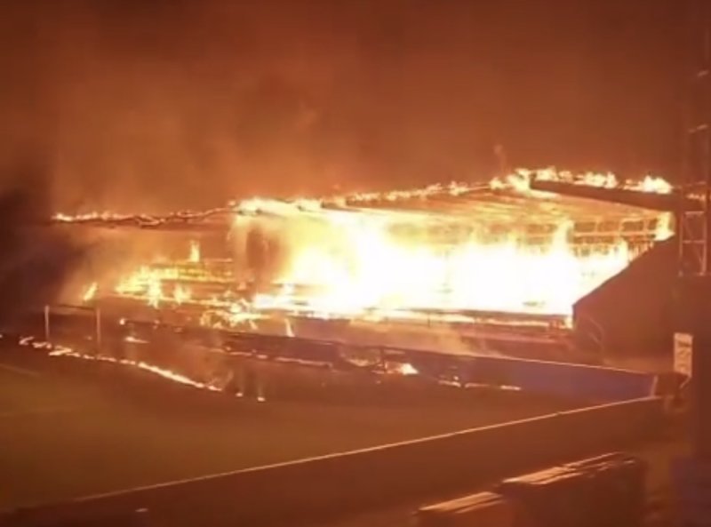 [뉴시스] 핀란드 프로축구 명문 구단 FC 하카의 홈구장이 화재로 전소되는 사건이 발생했다. (사진 = FC 하카 SNS 캡처) 2025.12.14. *재판매 및 DB 금지