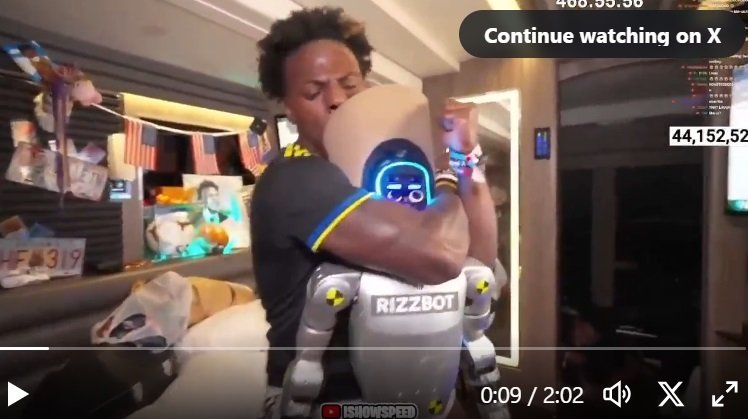 아이쇼스피드라는 크리에이터가 리즈봇을 때리는 장면(NoJumper X계정 갈무리)