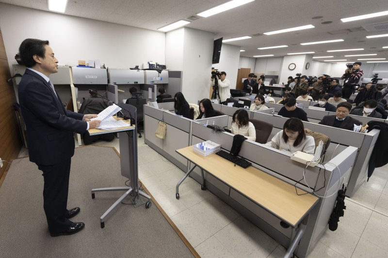 12·3 비상계엄 관련 내란·외환 의혹을 수사했던 내란 특검팀의 조은석 특별검사가 15일 오전 서울 서초구 고등검찰청에서 180일간의 수사 기간을 마치고 최종 수사 결과를 발표하고 있다. (공동취재) 2025.12.15/뉴스1 ⓒ News1 박지혜 기자