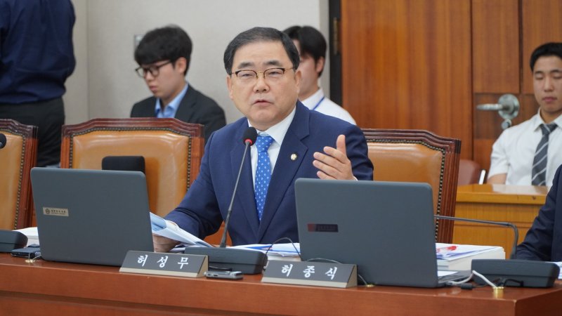 [창원=뉴시스] 강경국 기자 = 더불어민주당 허성무 국회의원. (사진=허성무 의원실 제공). 2025.07.24. photo@newsis.com *재판매 및 DB 금지