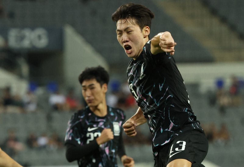 2025 동아시아축구연맹(EAFF) E-1 챔피언십에 출전한 강상윤. /뉴스1 ⓒ News1 김영운 기자